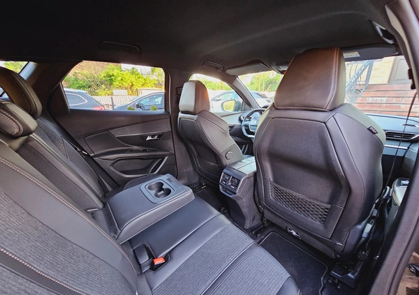 Peugeot 3008 cena 84900 przebieg: 168000, rok produkcji 2018 z Poręba małe 631